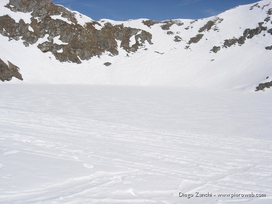 04 Lago Moro ghiacciato.JPG